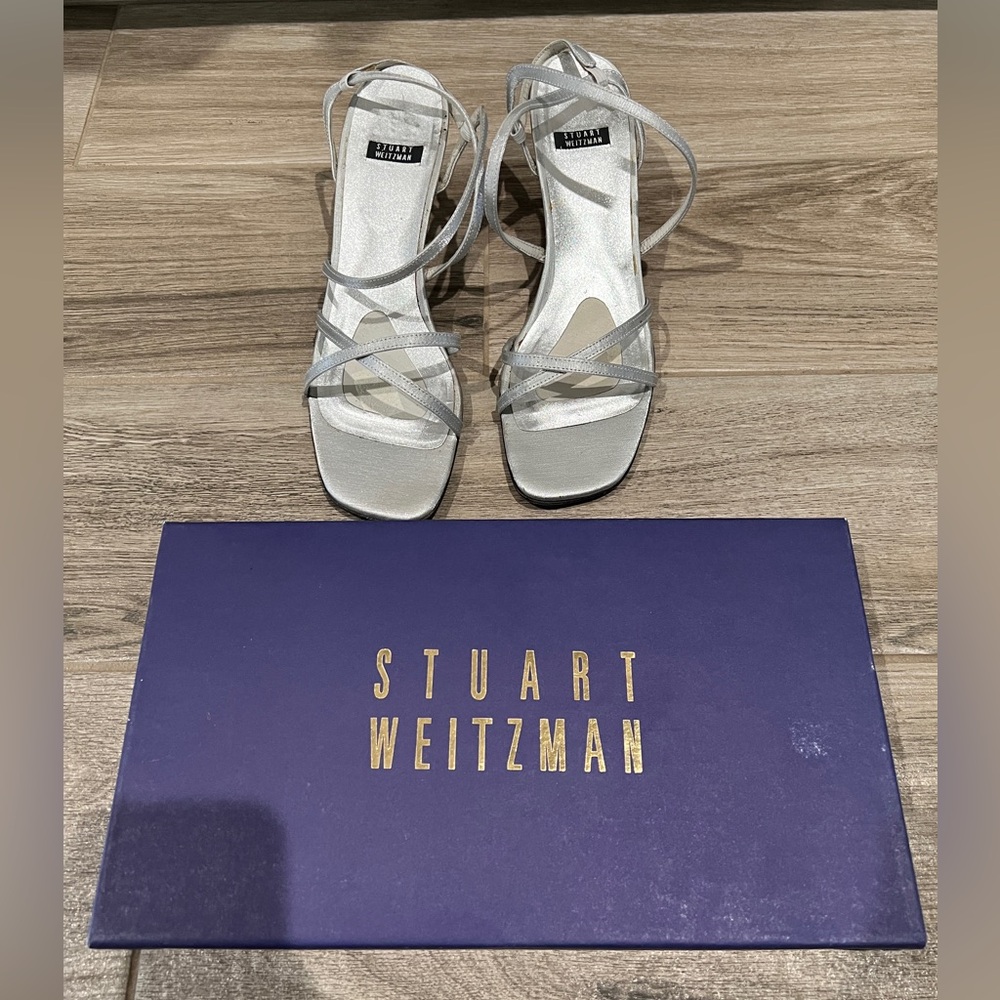 Stuart Weitzman Silver strappy kitten heals size 39